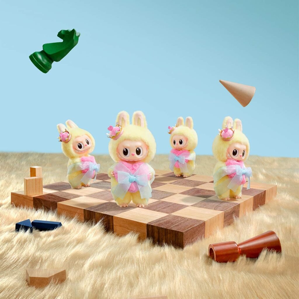 Peluche-Labubu-Vinyl-Plush-Hanging-Card-Lets-Checkmate-Series-4.jpg Peluche-Labubu-Vinyl-Plush-Hanging-Card-Lets-Checkmate-Series